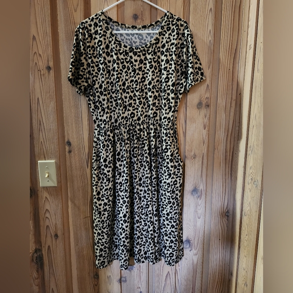Animal print dress - Picture 1 of 2